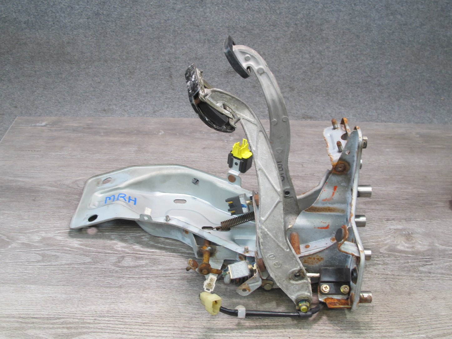 86-88 Mazda RX7 FC3S M/T Gas Accelerator Brake Clutch Pedal Set OEM