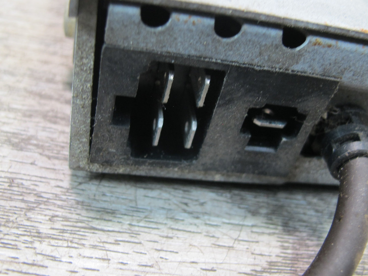 86-88 Mazda RX7 FC3S Pioneer Radio Stereo Audio AMP Amplifier GM-4102ZM OEM