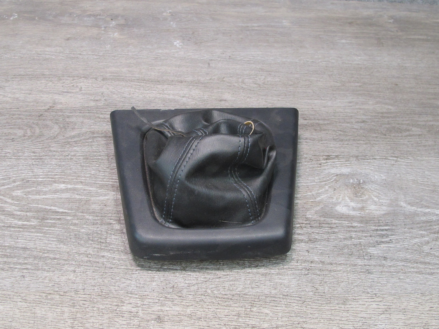 86-88 Mazda RX7 M/T Manual Transmission Shifter Trim Bezel w Boot OEM