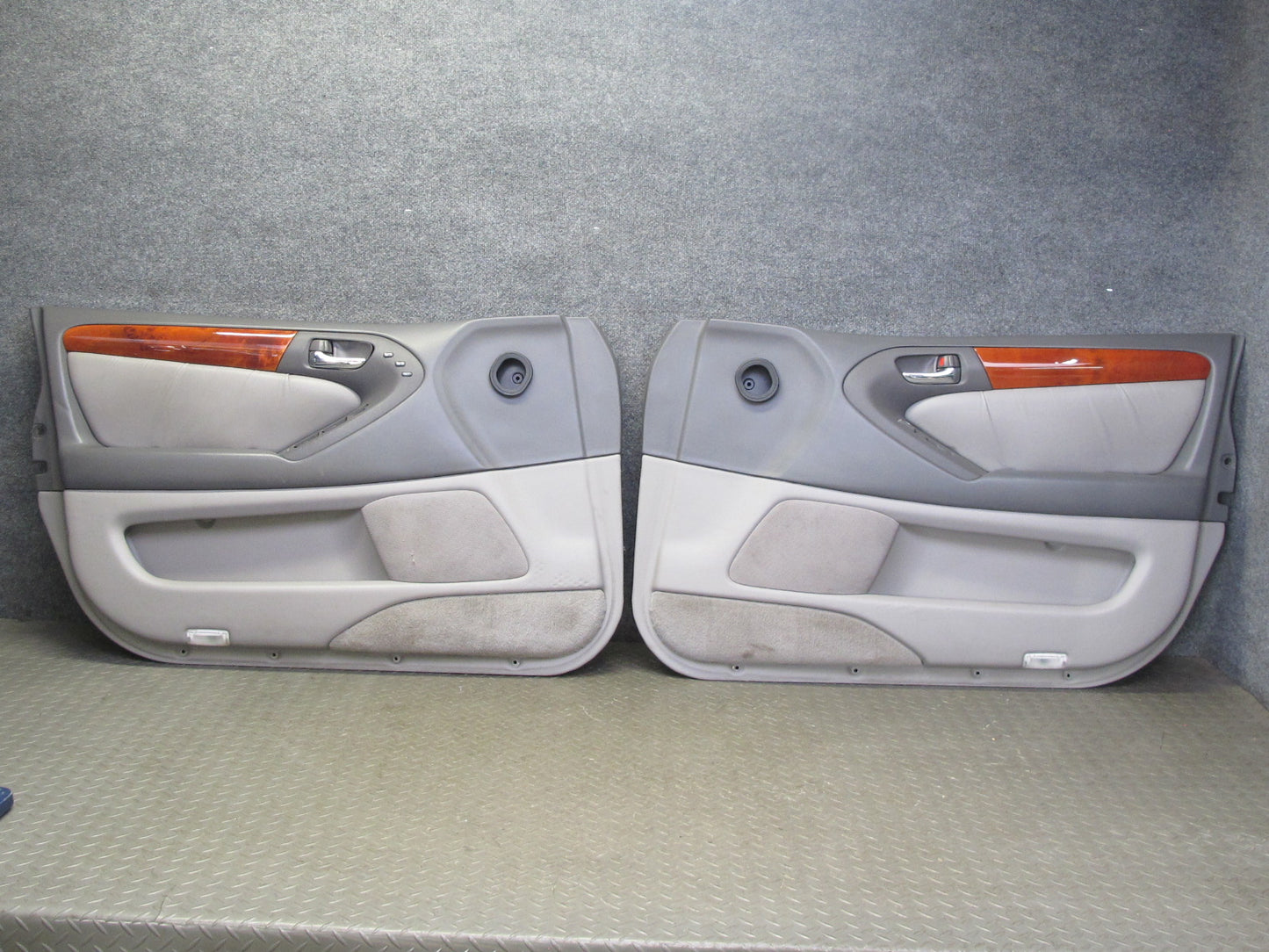 01-02 Lexus JZS160 GS430 GS300 Set of 2 Front Door Interior Trim Cover Panel OEM