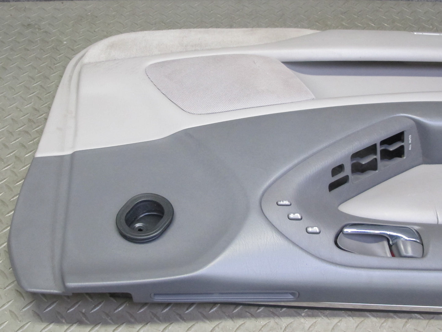 01-02 Lexus JZS160 GS430 GS300 Set of 2 Front Door Interior Trim Cover Panel OEM