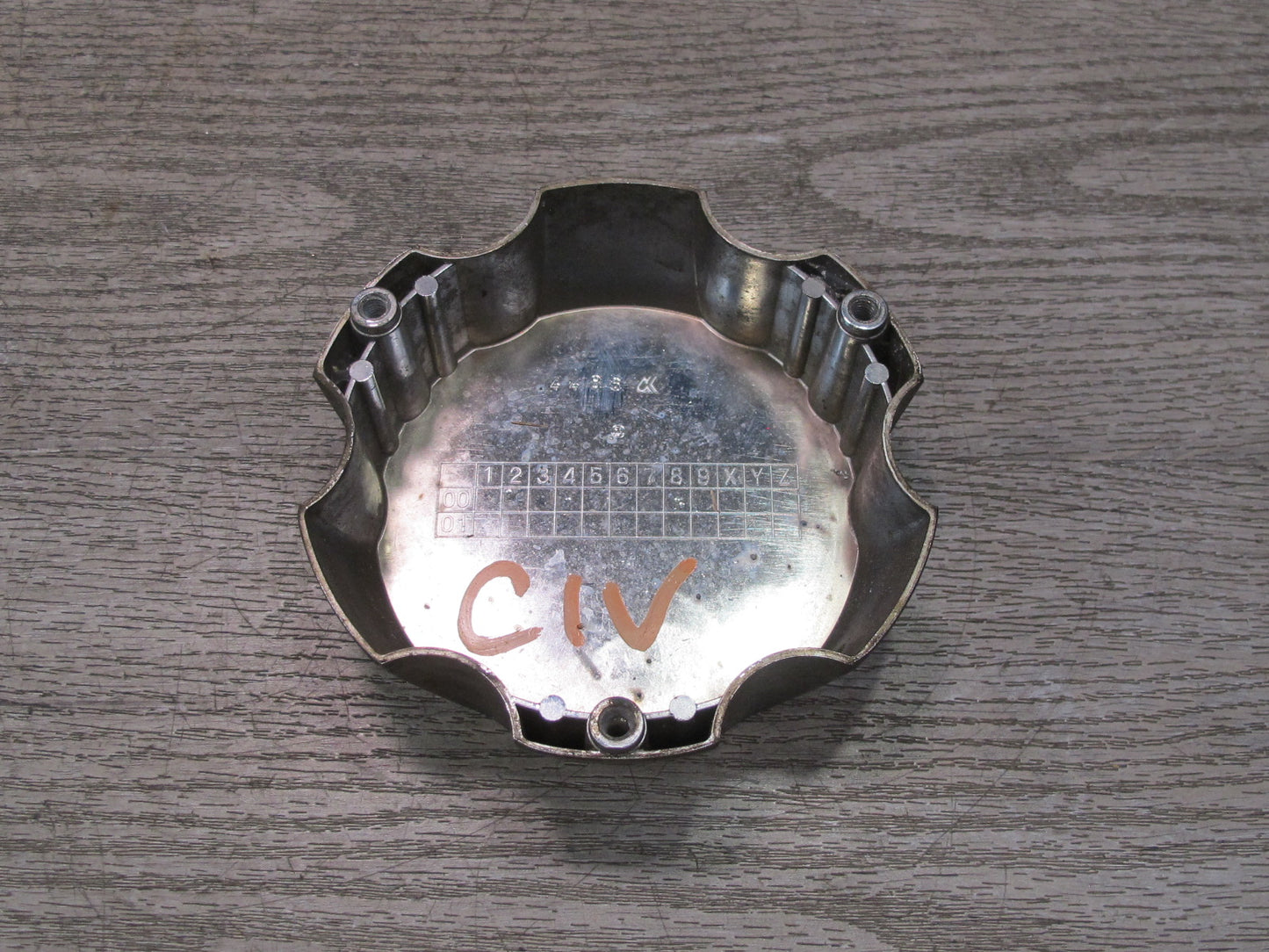 99-01 Isuzu Vehicross Set of 4 Center Wheel Cap Cover OEM