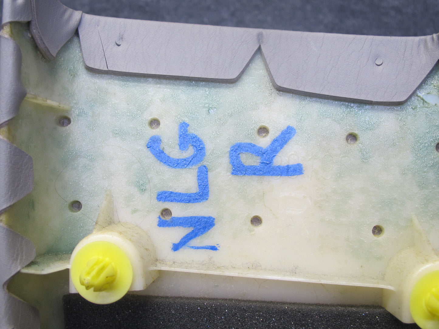 98-05 Lexus GS430 GS300 Set of 2 Left & Right Lower B Pillar Trim Charcoal OEM