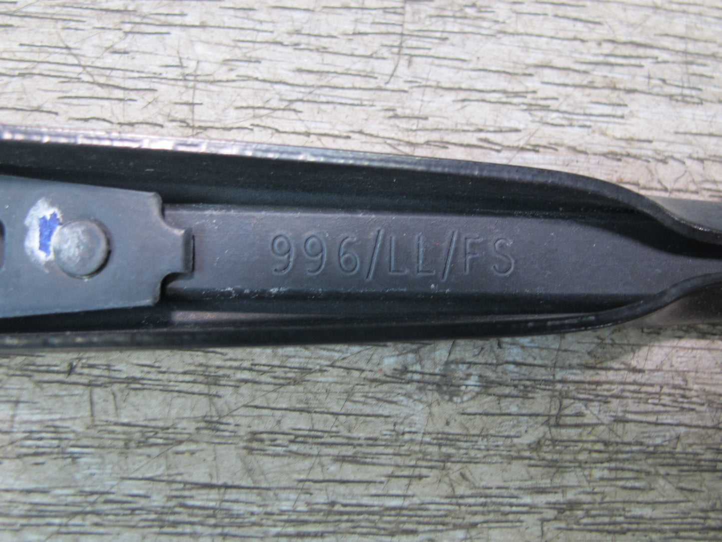 1997-2004 Porsche 911 996 Boxster Front Left & Right Windshield Wiper Arm Set