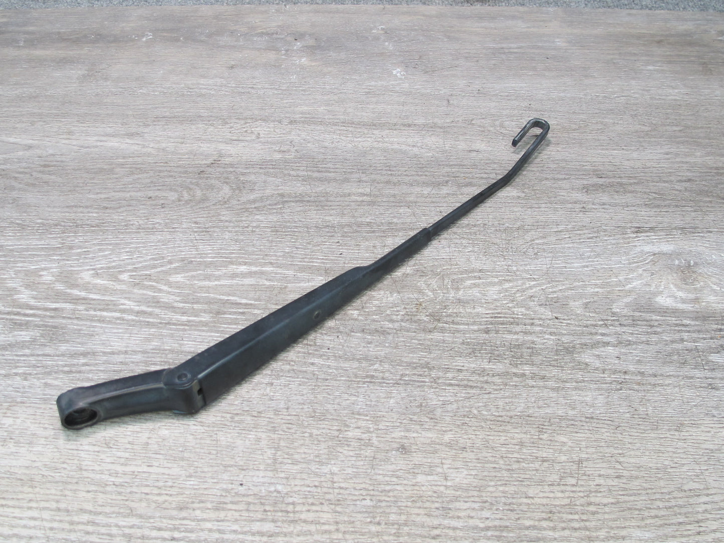 1997-2004 Porsche 911 996 Boxster Front Left & Right Windshield Wiper Arm Set
