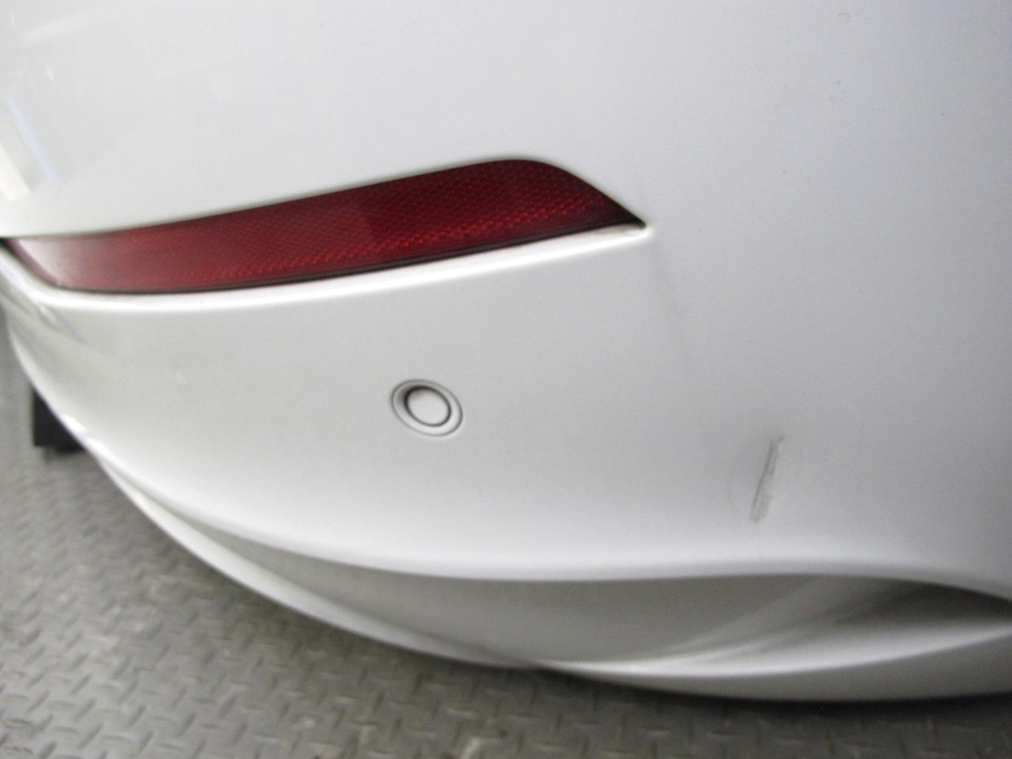 2010-2014 BMW E71 X6M Rear Bumper Cover w PDC Sensors Alpinweiss 3