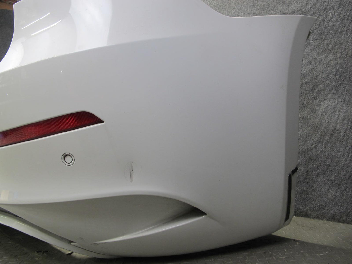 2010-2014 BMW E71 X6M Rear Bumper Cover w PDC Sensors Alpinweiss 3