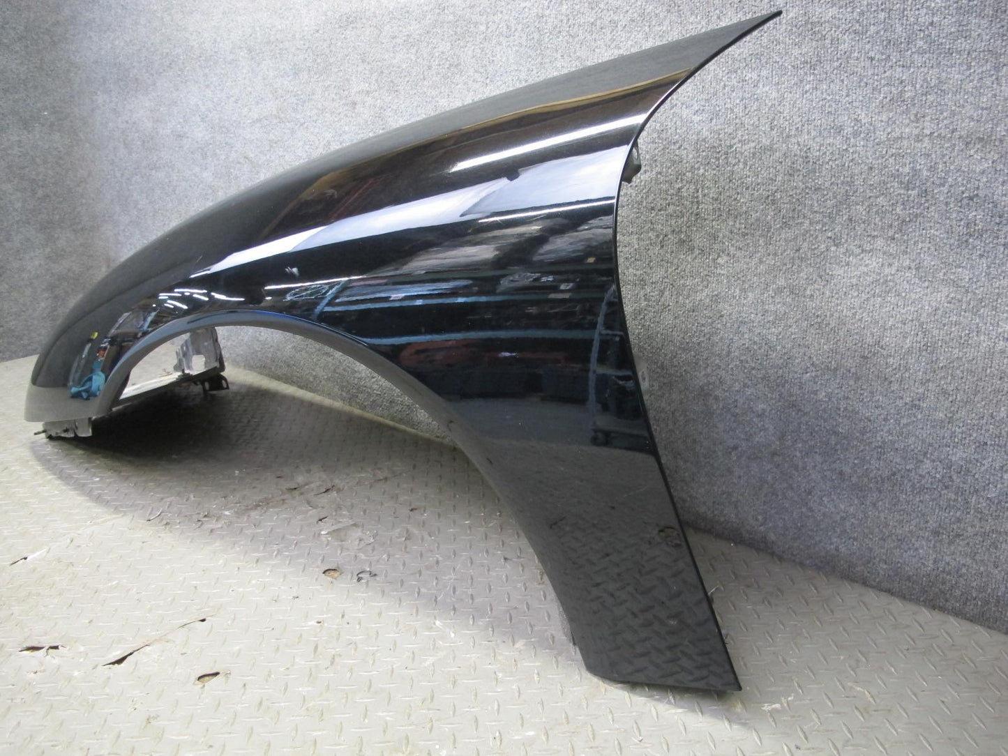 2001-2005 Porsche 911 996 Carrera Front Left Fender Shell Panel Cover Black