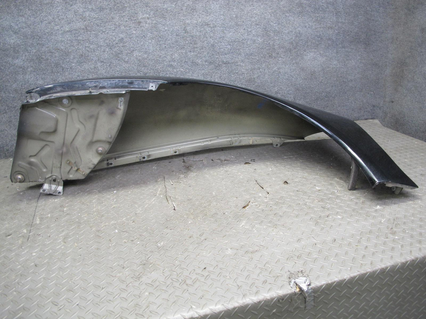 2001-2005 Porsche 911 996 Carrera Front Left Fender Shell Panel Cover Black