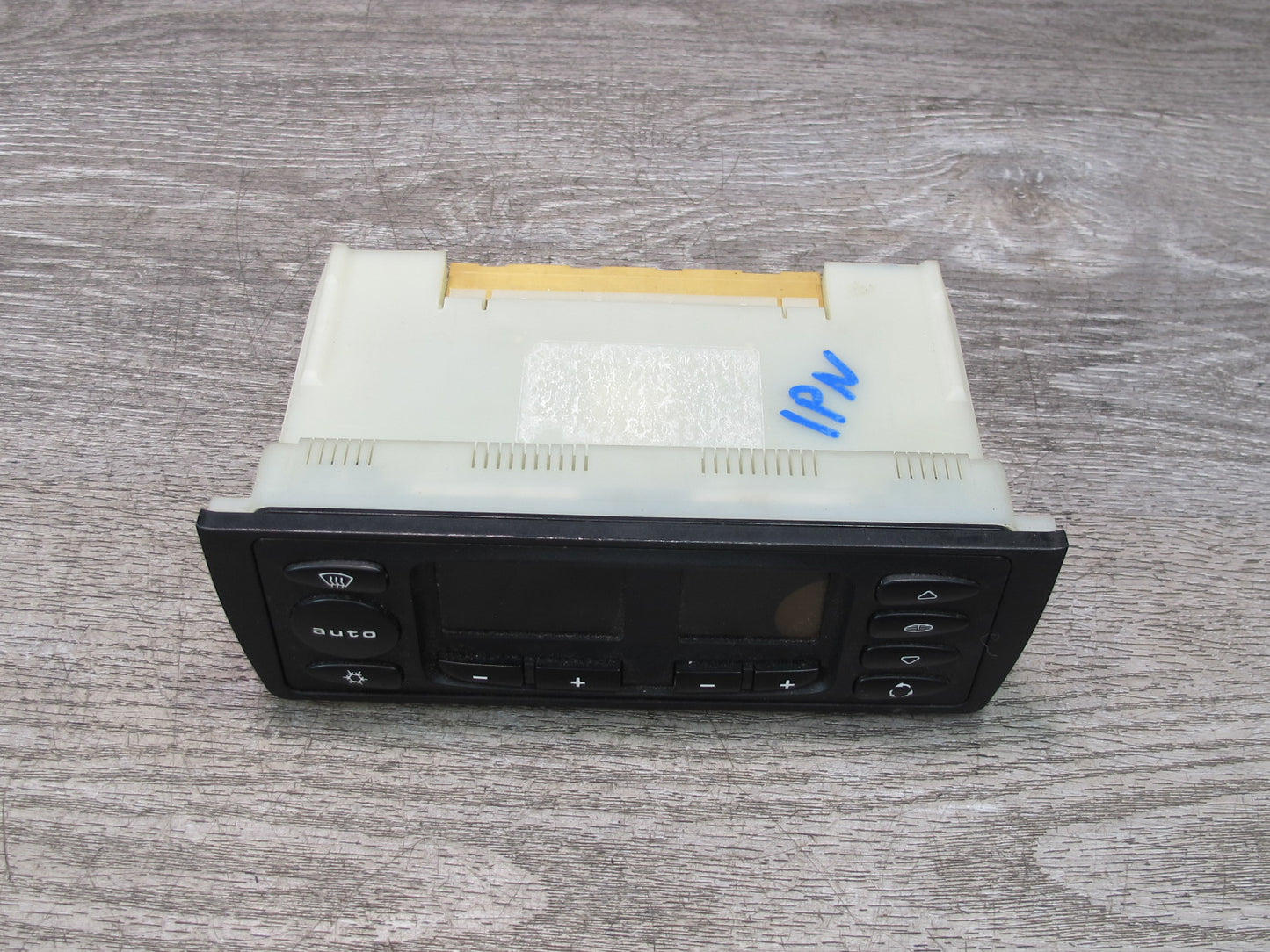 2002 Porsche 911 996 Carrera A/C Heater Climate Control Switch Panel