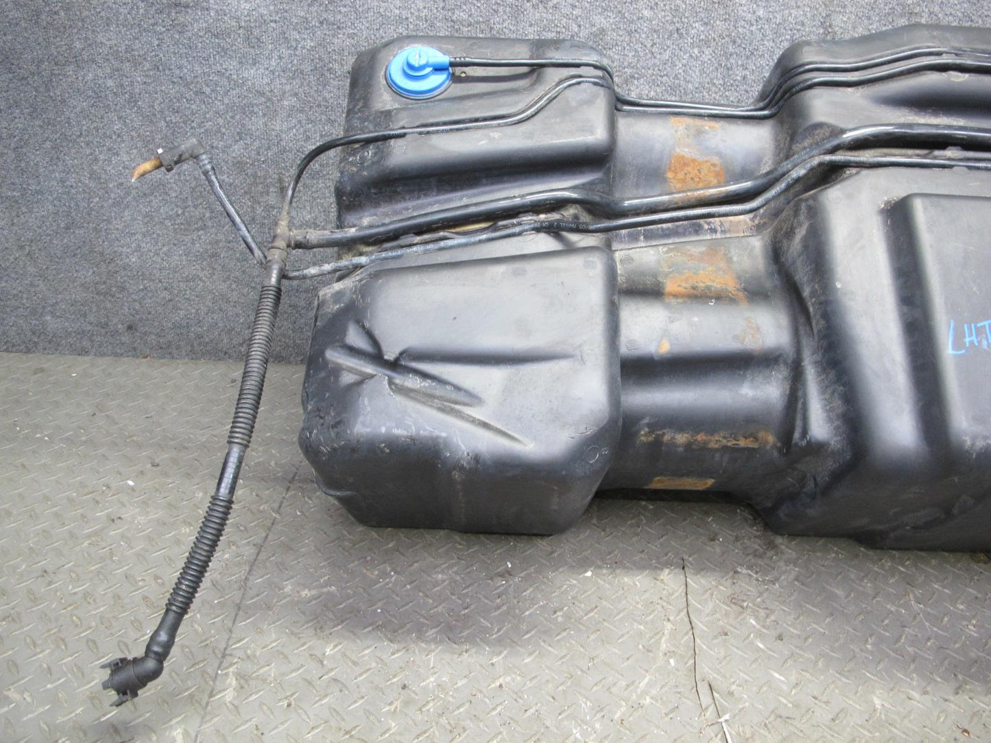 2004-2007 Hummer H2 6.0L Gas Fuel Tank Unit