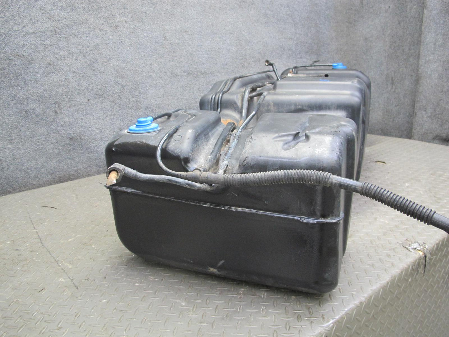 2004-2007 Hummer H2 6.0L Gas Fuel Tank Unit