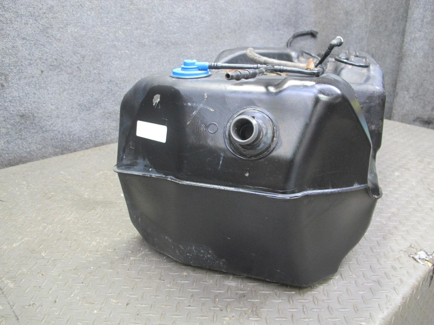 2004-2007 Hummer H2 6.0L Gas Fuel Tank Unit