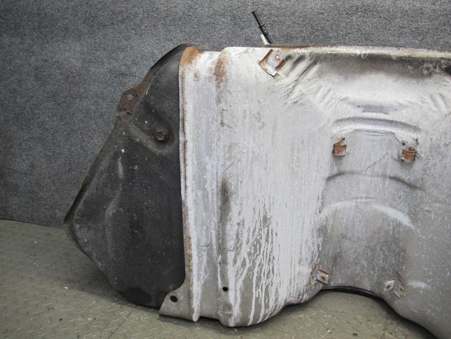 01-05 Lexus GS430 GS300 JZS160L Fuel Gas Tank 83K Miles OEM