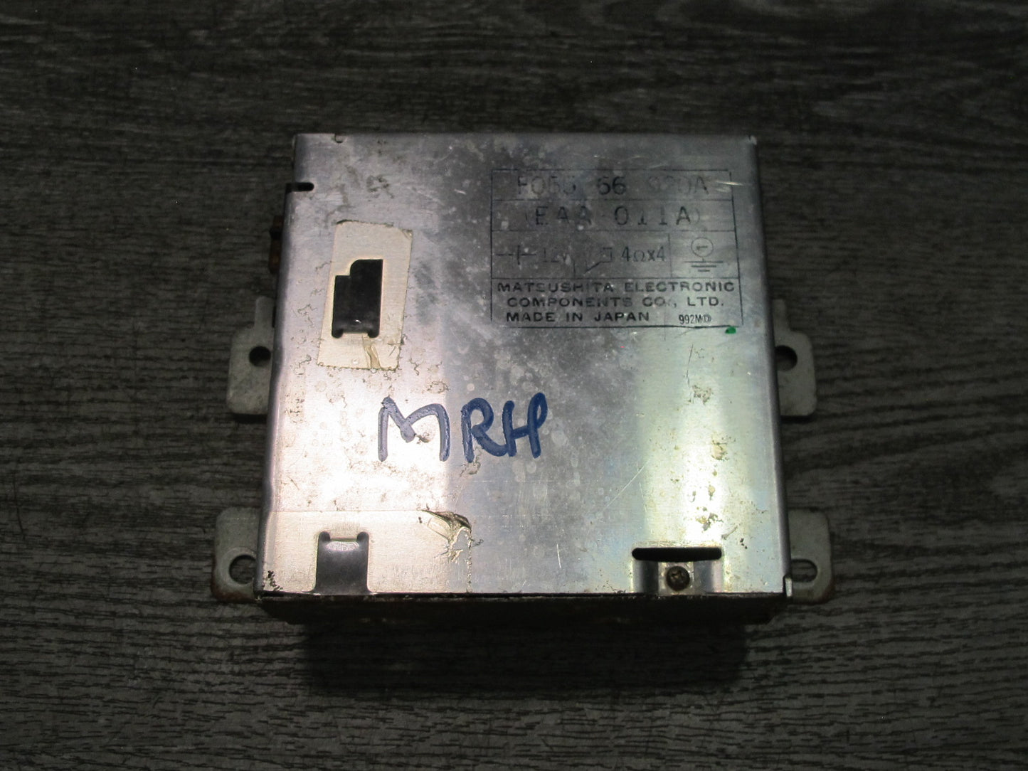 1988 Mazda RX7 FC3S Convertible Speaker AMP Amplifier Module Unit F05566920A OEM