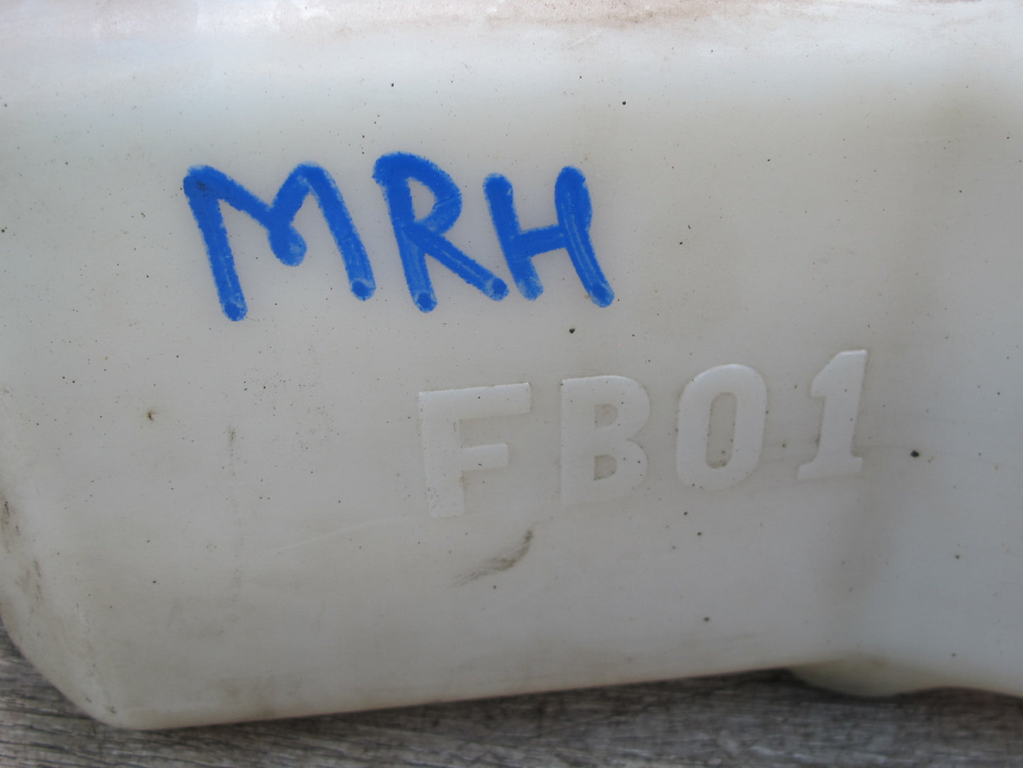 86-88 Mazda RX7 FC3S Front Windshield Washer Reservoir w Filler Neck & Pump OEM
