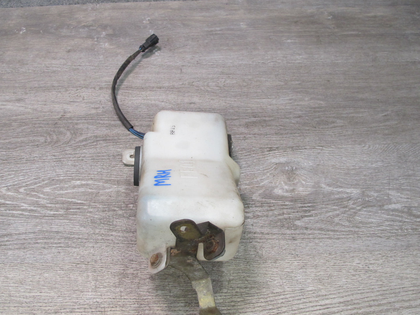 86-88 Mazda RX7 FC3S Front Windshield Washer Reservoir w Filler Neck & Pump OEM