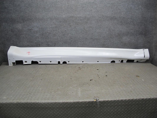 2010-2014 BMW E71 X6M Right Side Skirt Rocker Panel Molding 7206662