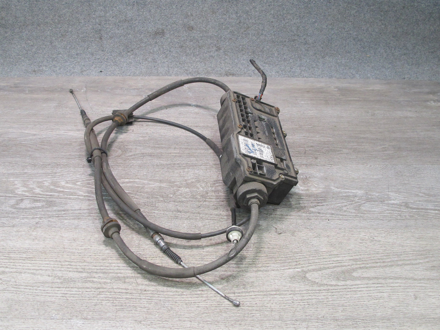 2010-2014 BMW E71 X6M Parking Brake Electric Actuator
