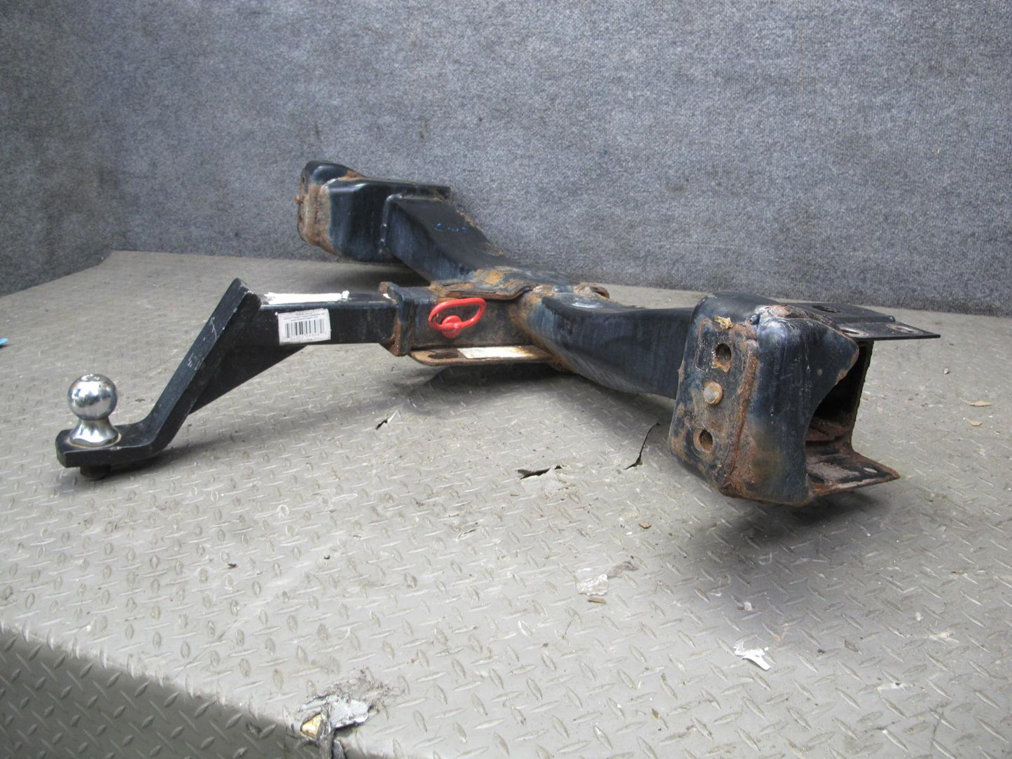 2003-2009 Hummer H2 Rear Trailer Hitch Towing w Hook Bar