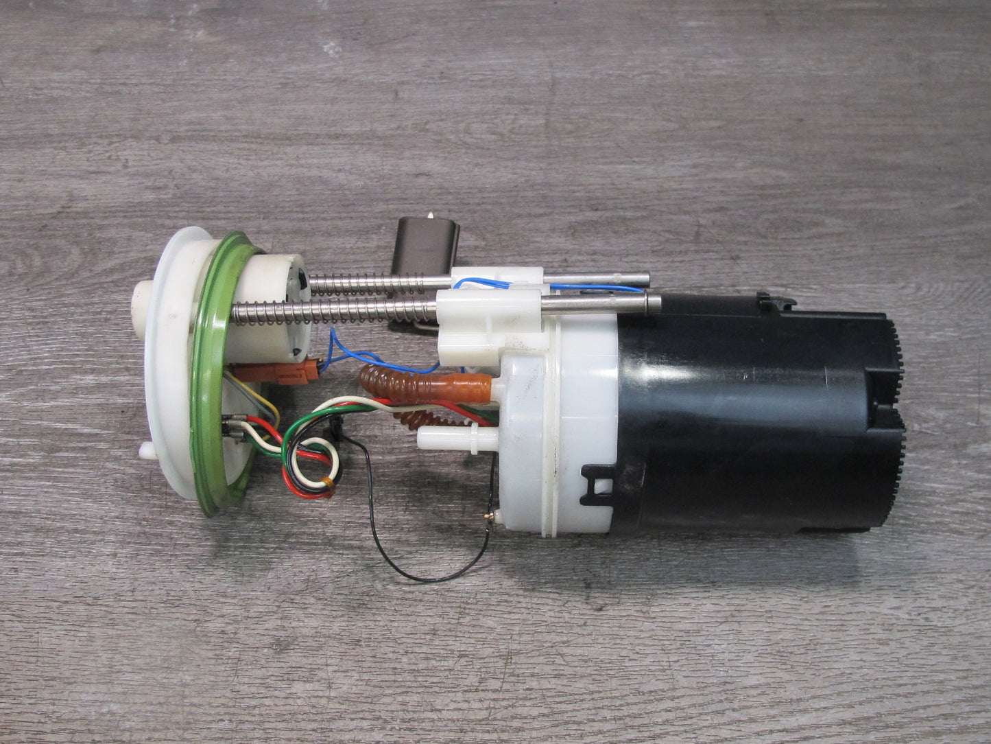 2010-2014 BMW E70 E71 X5M X6M 4.4L S63 Fuel Pump Level Sensor Sending Unit Set