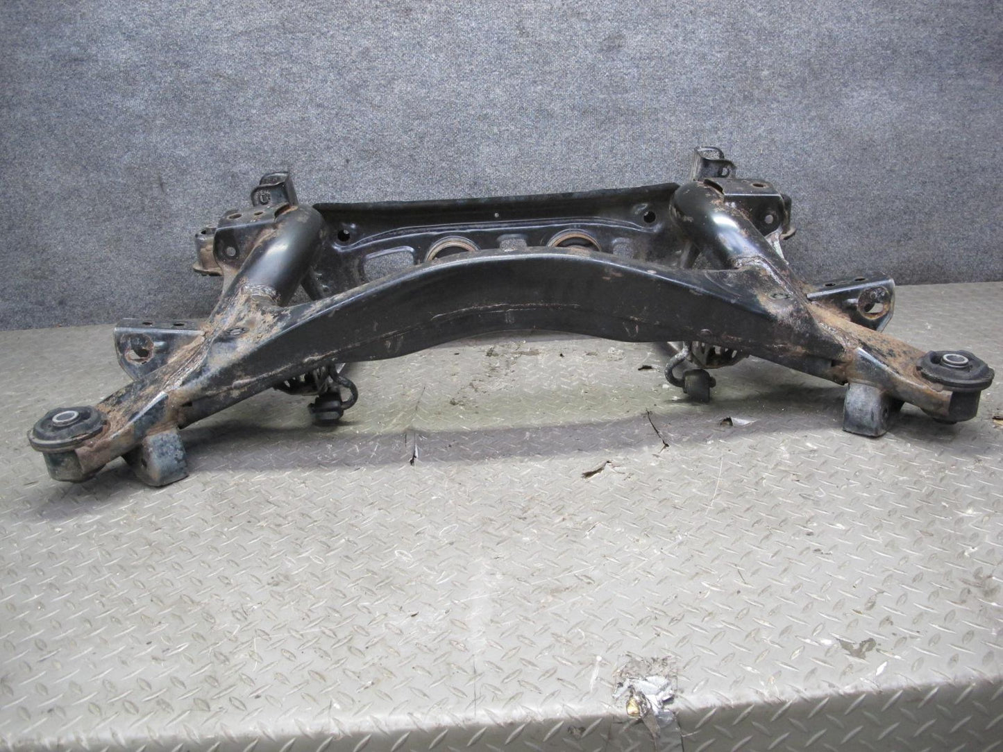 98-05 Lexus GS400 GS430 GS300 Rear Suspension Sub Frame Subframe Crossmember OEM
