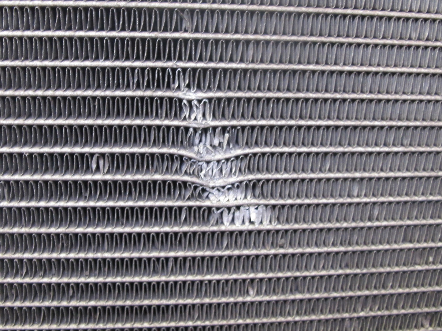 2010-2014 BMW E70 E71 X5M X6M S63 Engine Radiator Condenser Cooling Fan Shroud