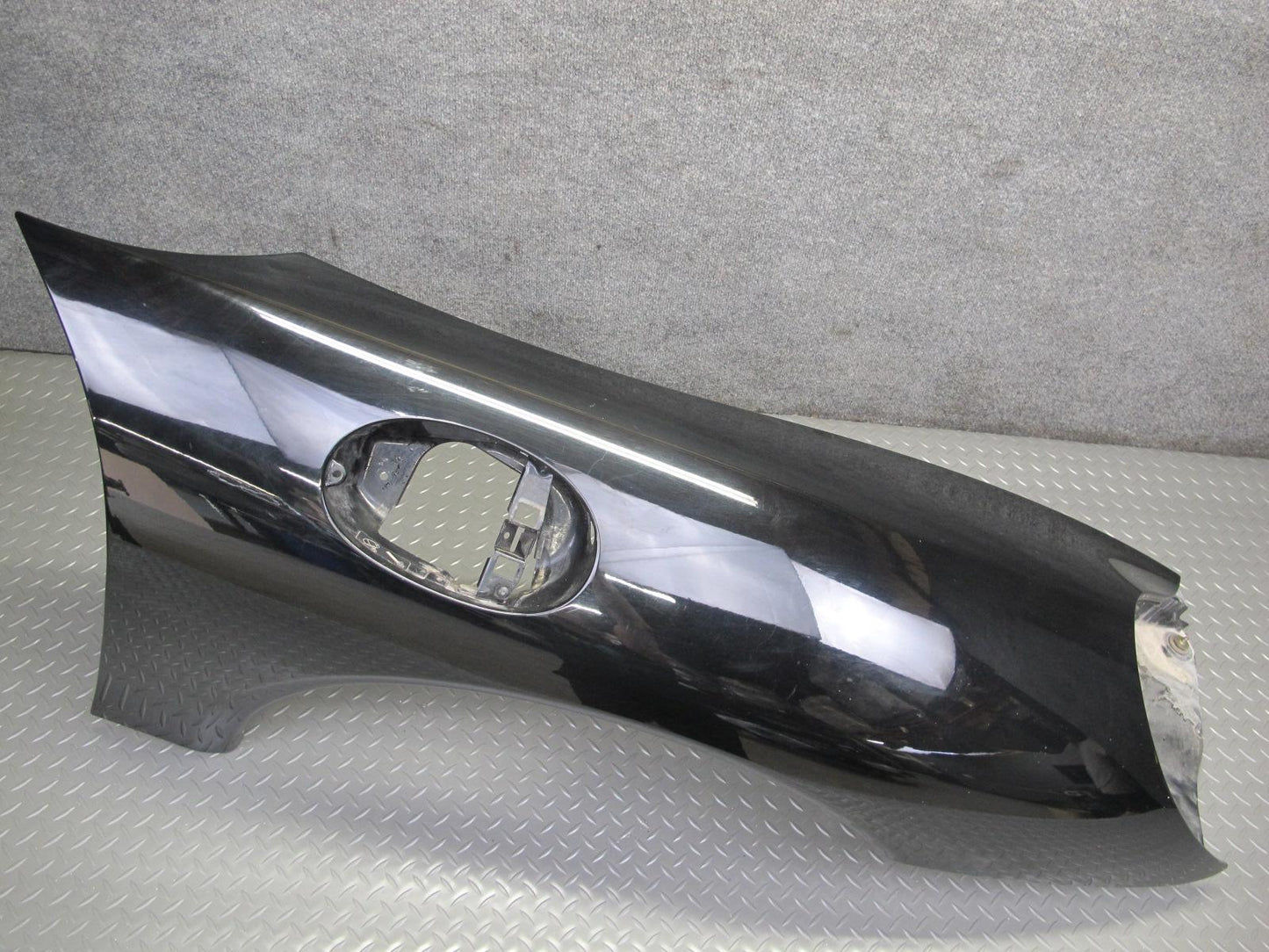 2001-2005 Porsche 911 996 Carrera Front Right Fender Shell Panel Cover Black