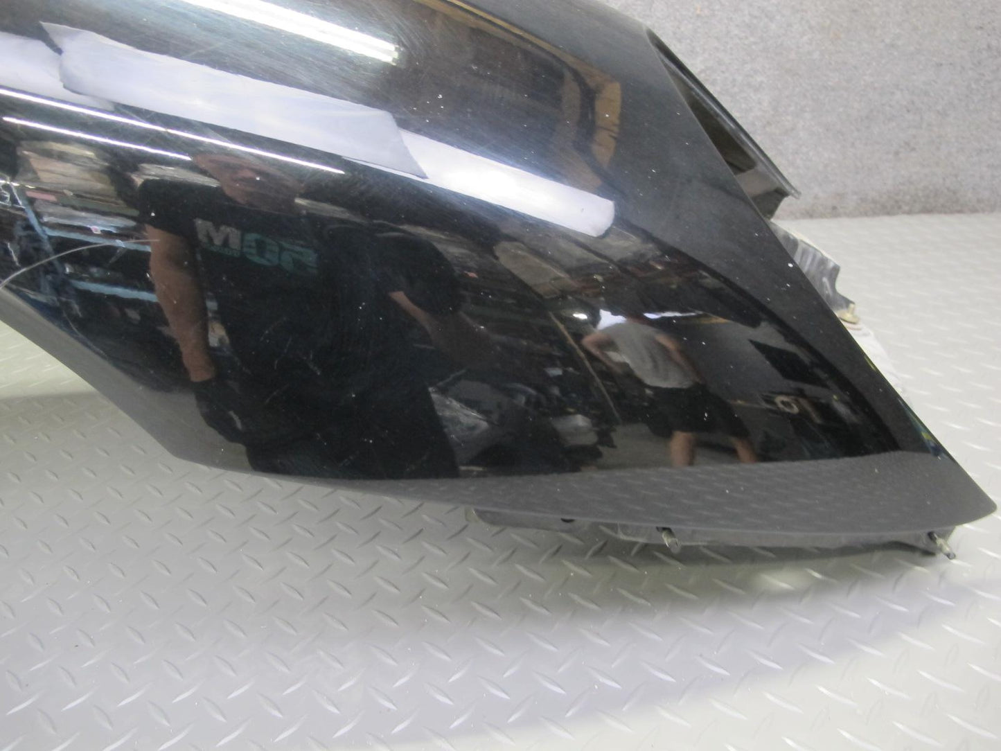 2001-2005 Porsche 911 996 Carrera Front Right Fender Shell Panel Cover Black