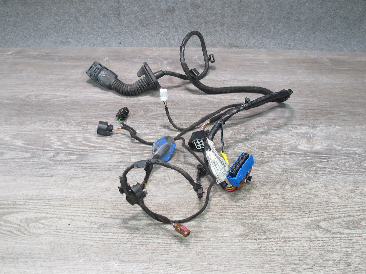 2017-2020 Maserati Levante M161 Front Left Door Wire Wiring Harness 6700351210