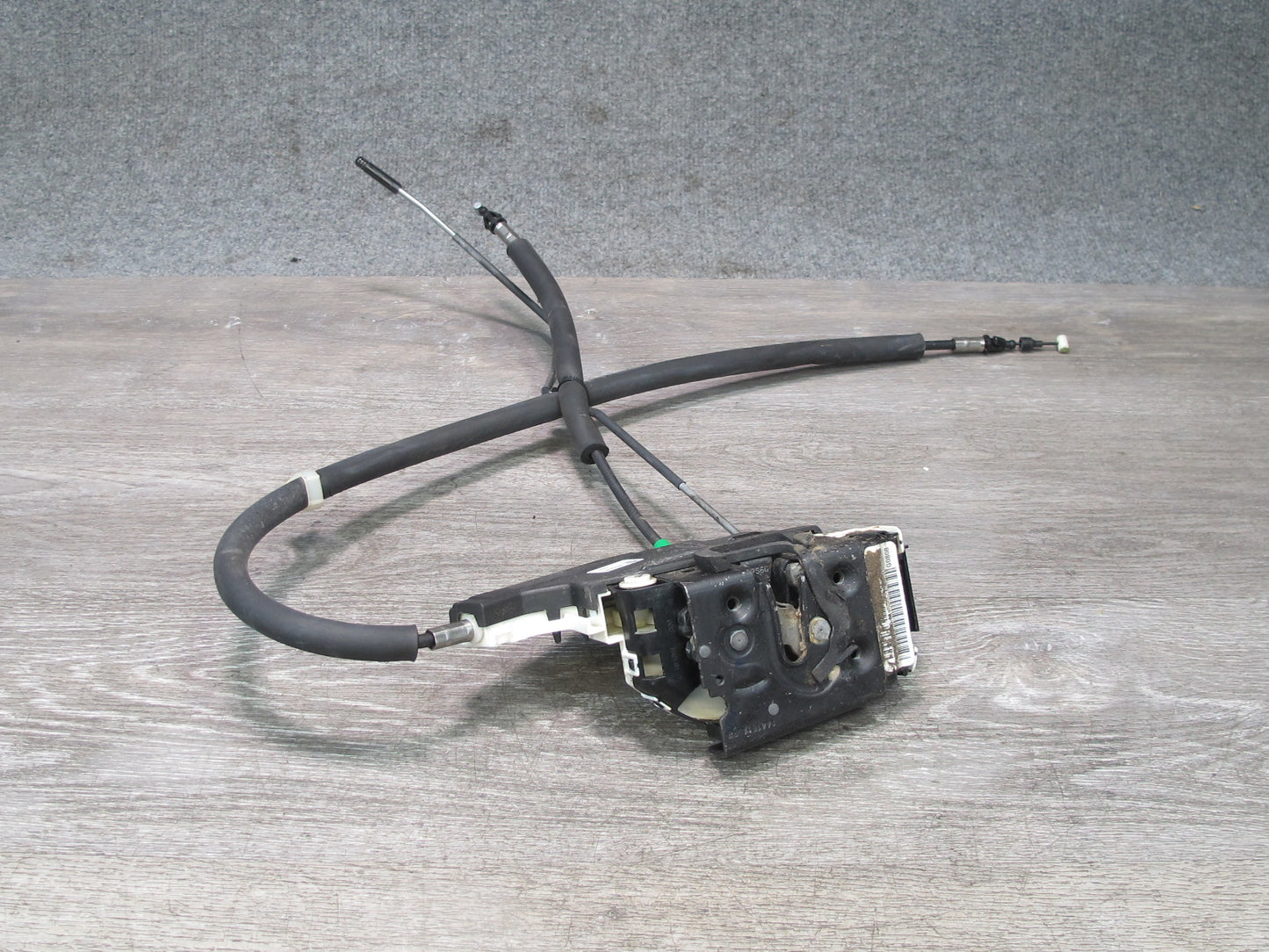 2017-2020 Maserati Levante M161 Rear Right Door Lock Latch Actuator 670101185