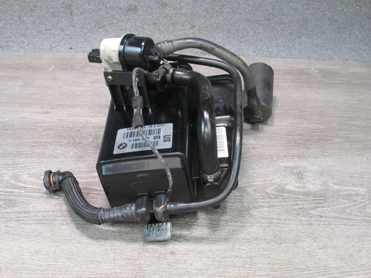 2008-2014 BMW E71 X6 Fuel Evap Vapor Charcoal Canister 7164407