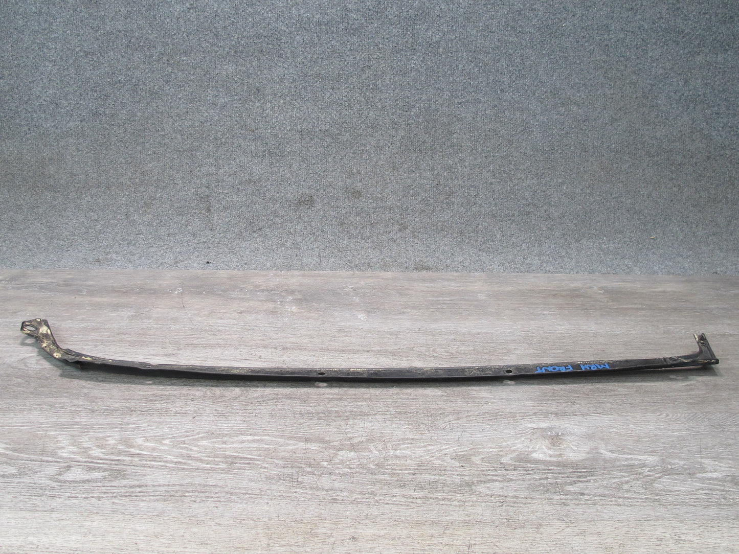 86-91 Mazda RX7 FC3S Set of 2 Front Left & Right Exterior Windshield Molding OEM