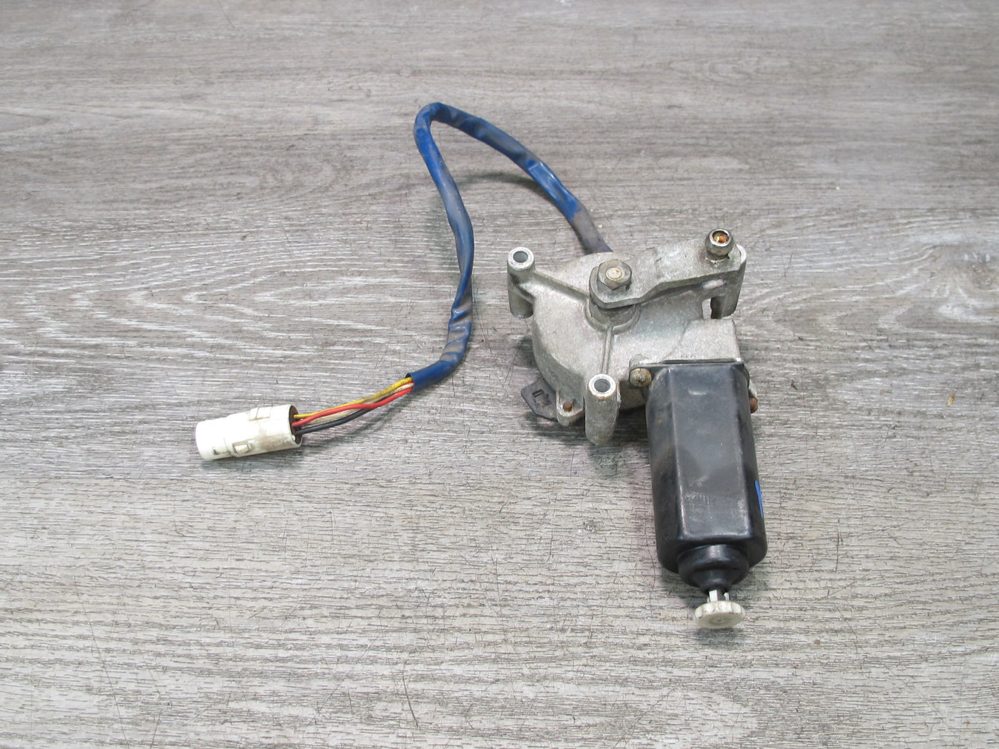 86-91 Mazda RX7 FC3S Front Left Pop-up Headlight Motor Actuator FB015167X OEM