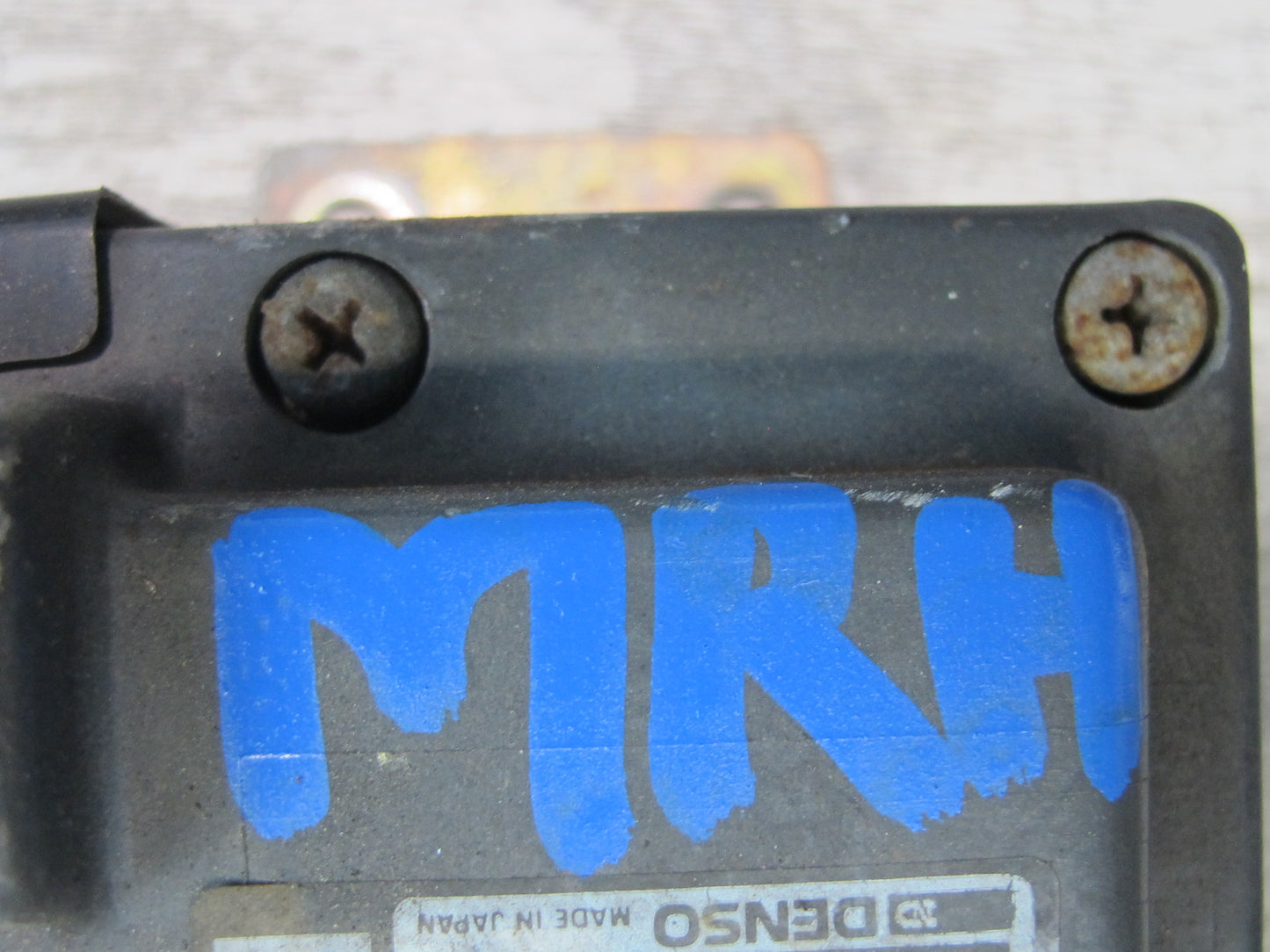 86-91 Mazda RX7 FC3S Leading Ignition Coil w Igniter N327 18 100 OEM