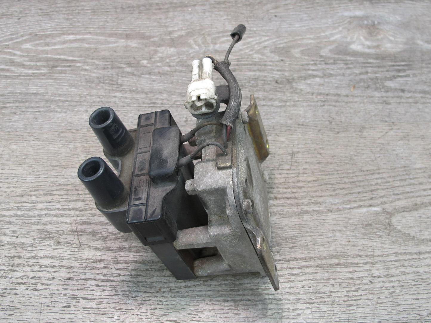 86-91 Mazda RX7 FC3S Leading Ignition Coil w Igniter N327 18 100 OEM