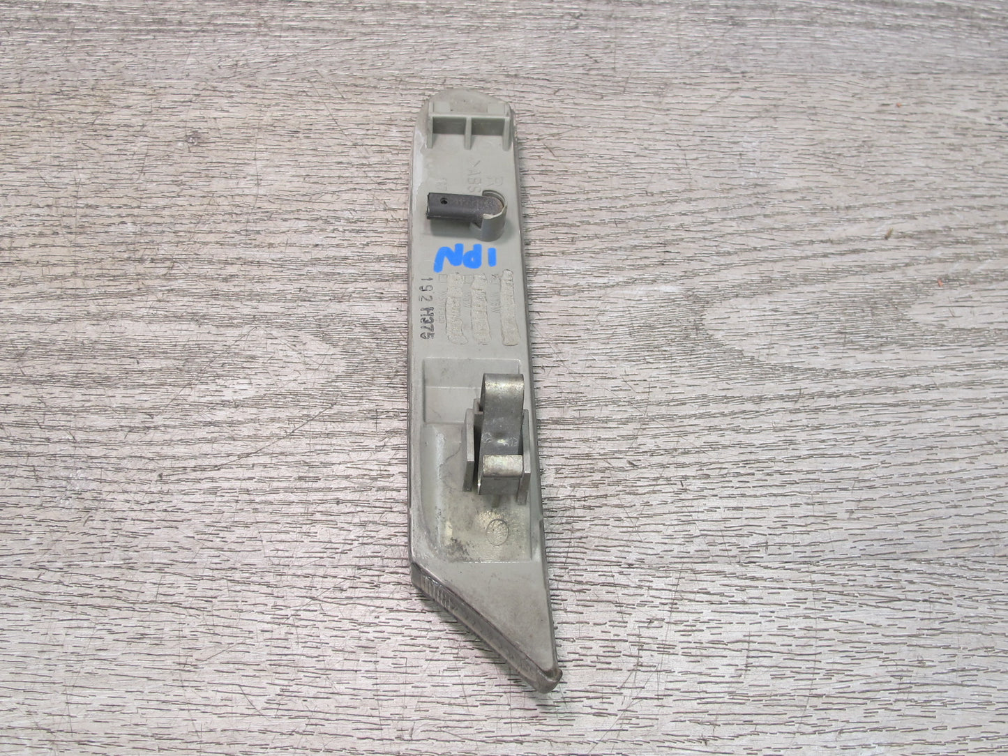 2002-2005 Porsche 911 996 Front Right Side Marker Light Lamp