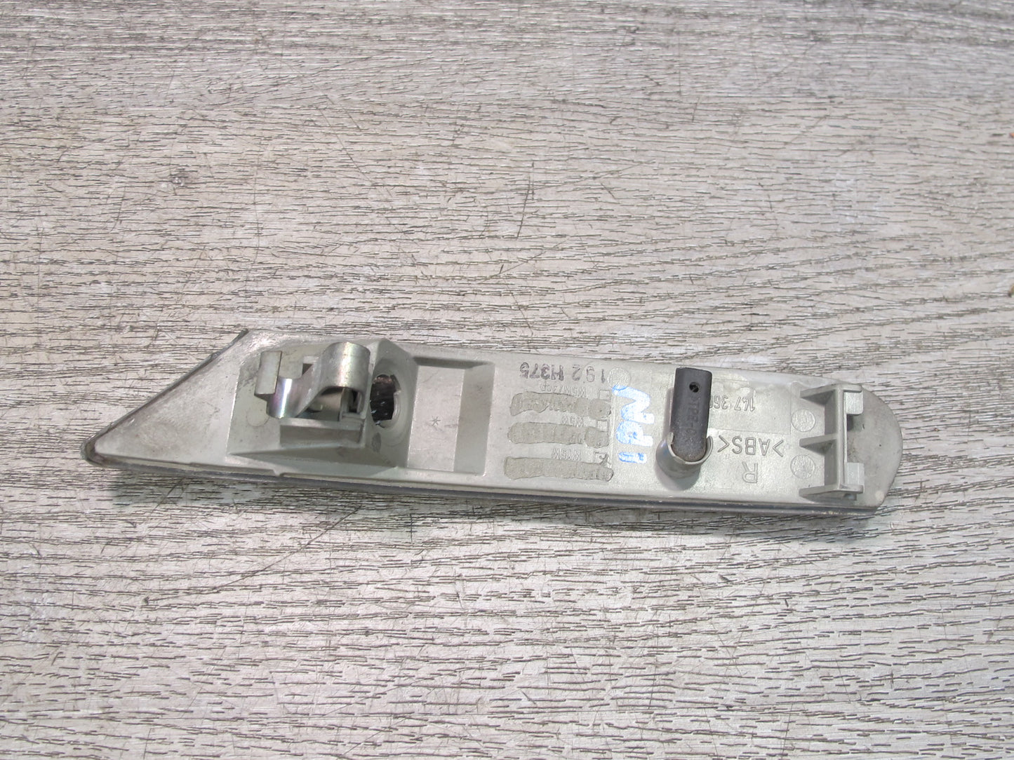 2002-2005 Porsche 911 996 Front Right Side Marker Light Lamp