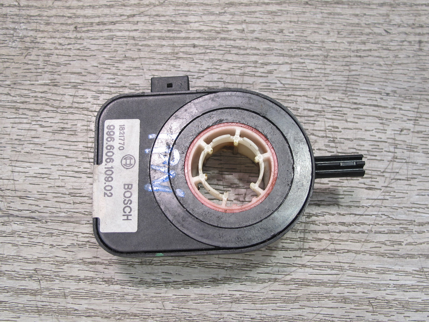 1999-2002 Porsche 911 Carrera 996 Steering Wheel Angle Sensor 99660610902
