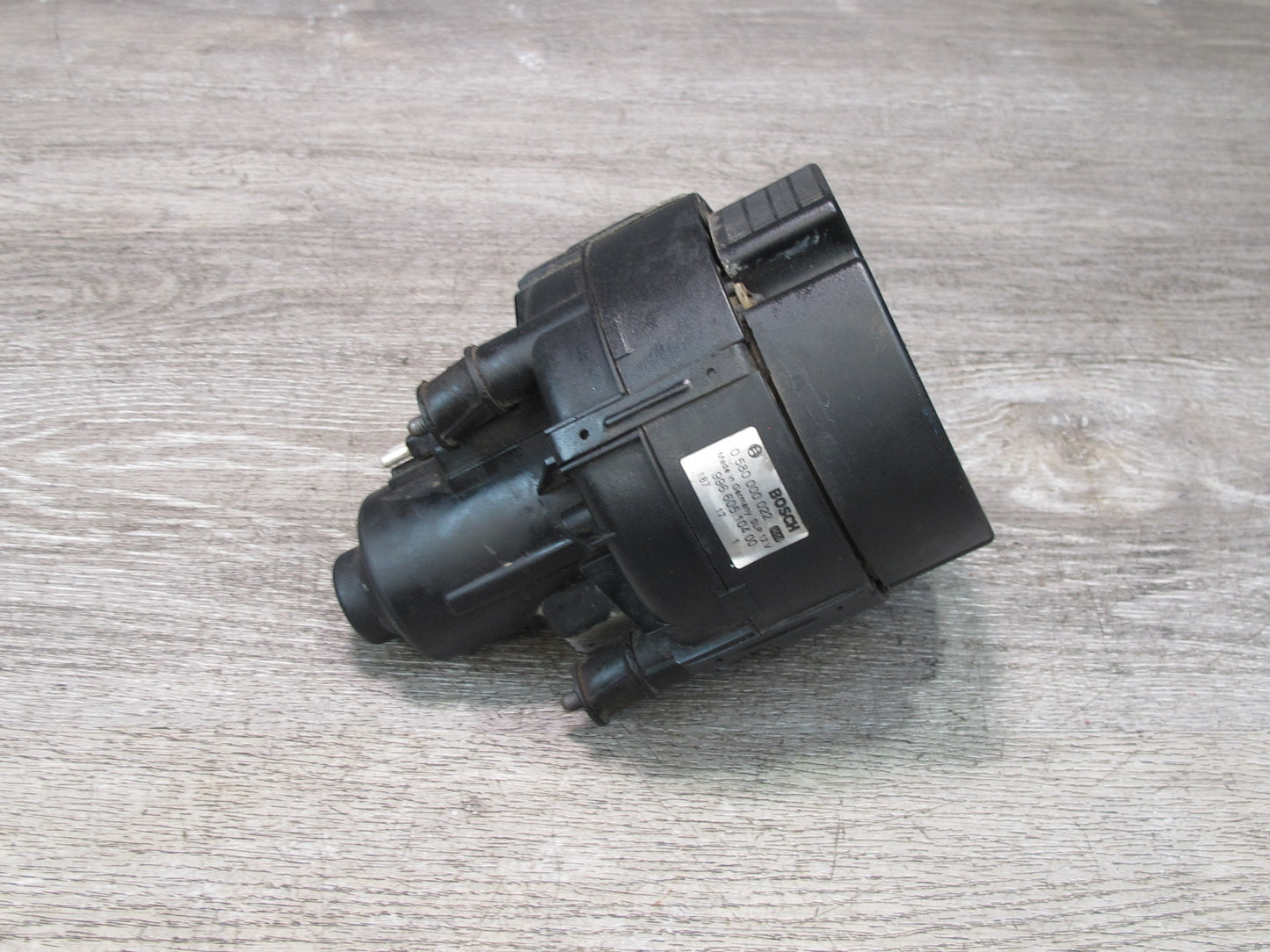 1997-2004 Porsche 911 Carrera 996 Engine Secondary Air Injection Cooling Pump