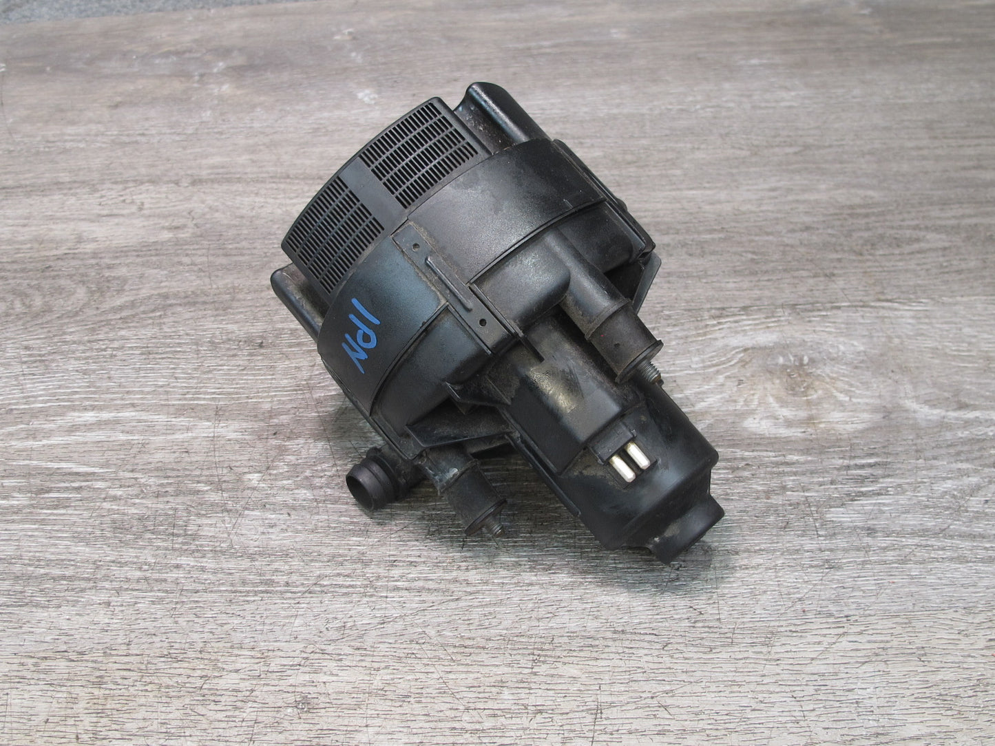 1997-2004 Porsche 911 Carrera 996 Engine Secondary Air Injection Cooling Pump