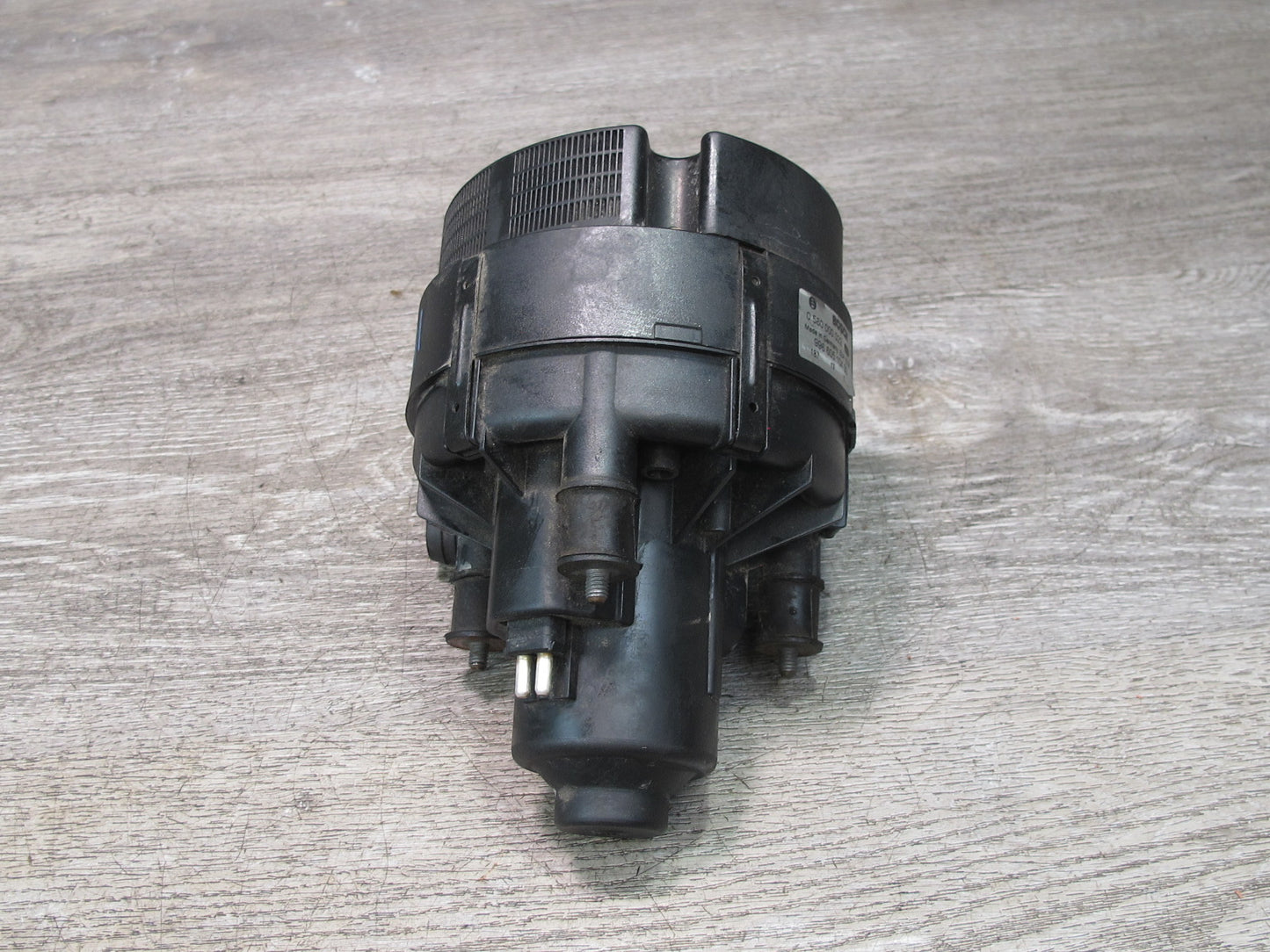 1997-2004 Porsche 911 Carrera 996 Engine Secondary Air Injection Cooling Pump