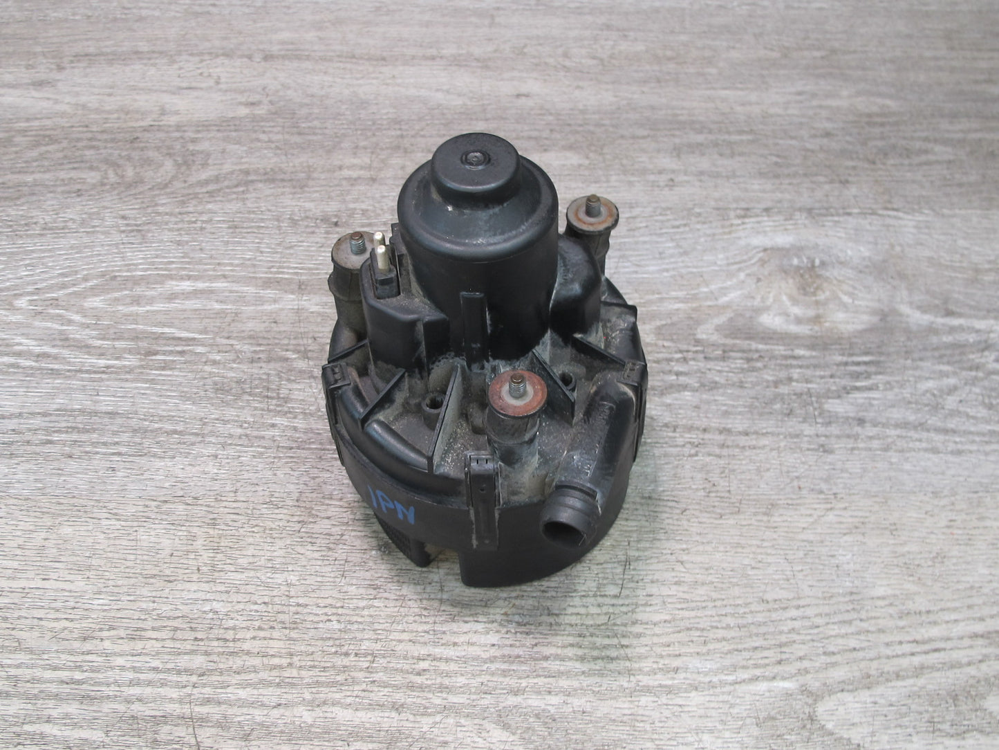 1997-2004 Porsche 911 Carrera 996 Engine Secondary Air Injection Cooling Pump