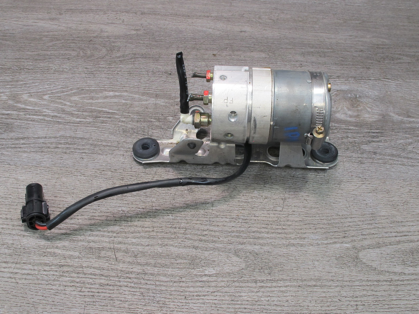 2002-2004 Porsche 911 996 Anti Lock Brake ABS PRE Charge Pump