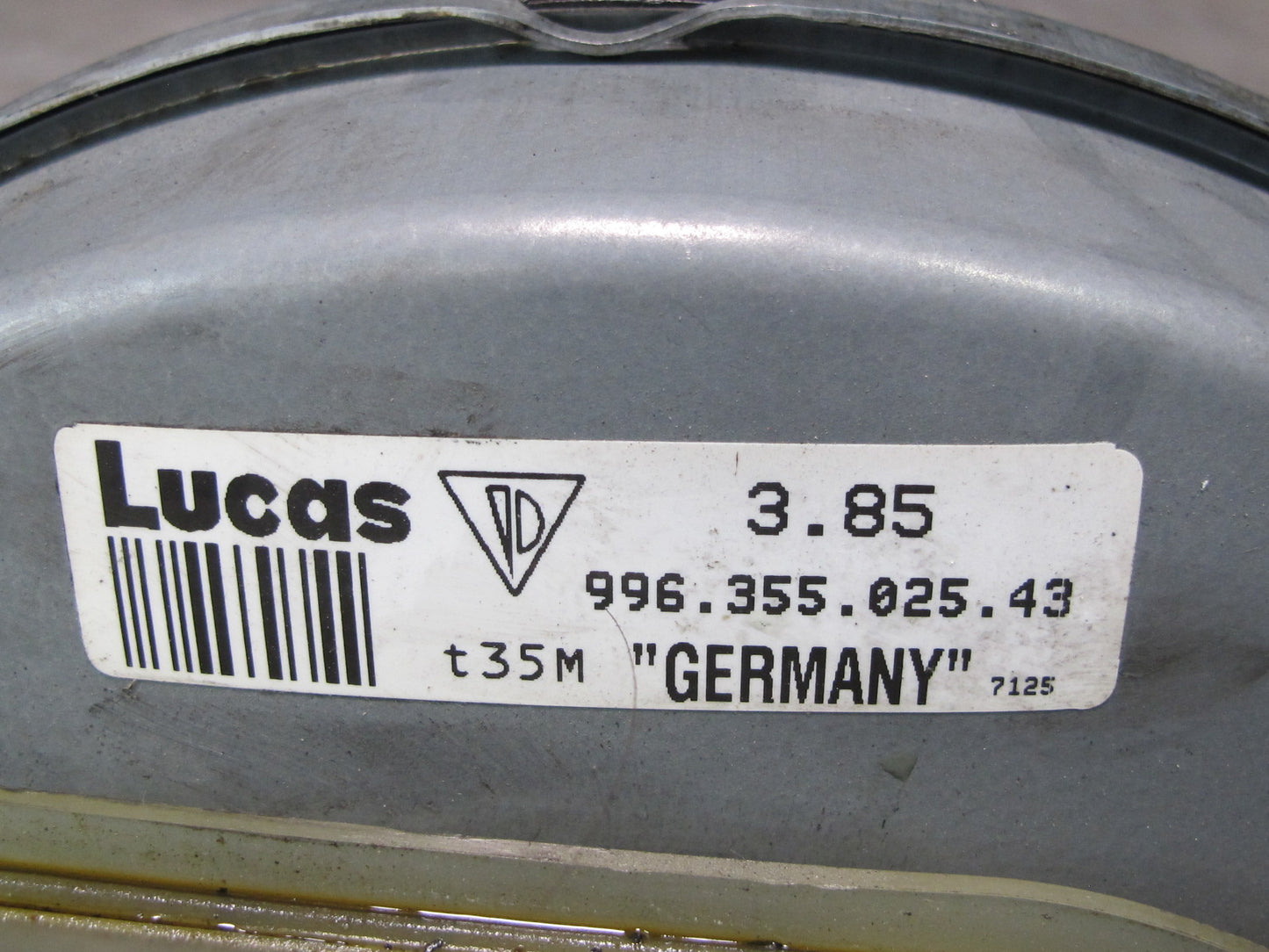 1999-2005 Porsche 911 996 Brake Master Cylinder Booster Fluid Reservoir