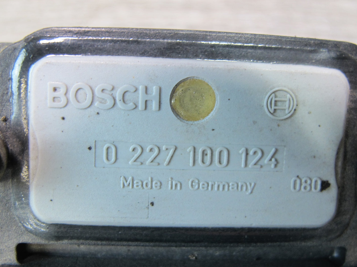 1984-1986 Porsche 928 S Engine Ignition Control Module Assembly