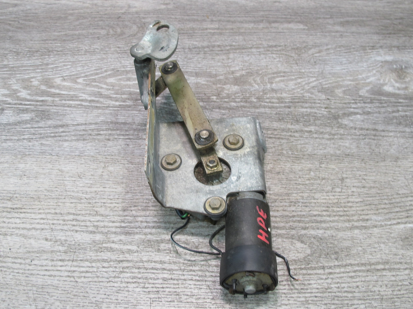 1984-1995 Porsche 928 S Rear Hatch Trunk Tailgate Wiper Motor Assembly