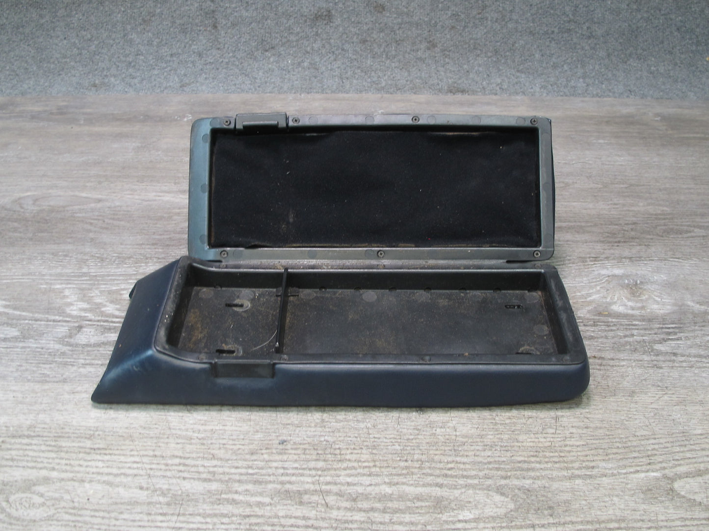 1984-1991 Porsche 928 S Front Center Console Armrest Storage Leather Blue