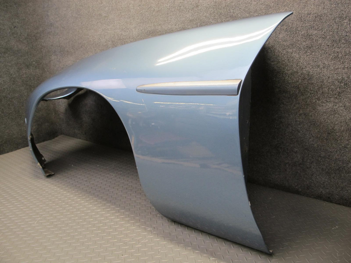 1984-1986 Porsche 928 S Front Left Driver Side Fender Shell Panel Cover Blue