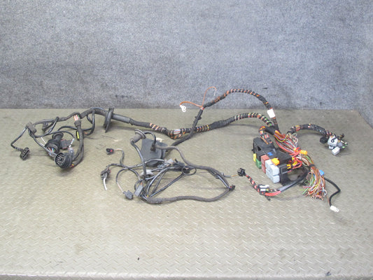 2002 Porsche 911 996 3.6L M96.03 M/T Engine Motor Wire Harness w Fuse Box